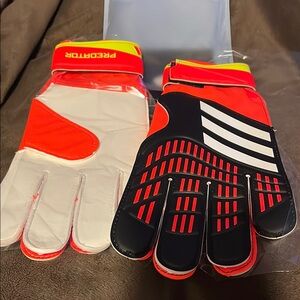 Men’s Adidas Soccer Goalkeeper Gloves